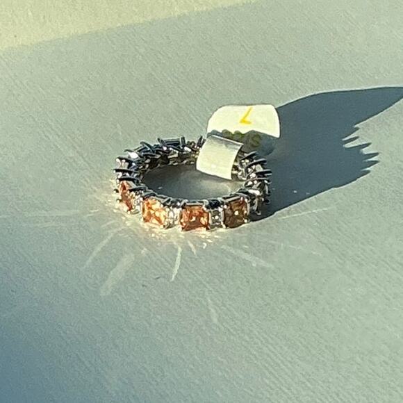 Bomb Party Ring Size 7 - Picture 5 of 10